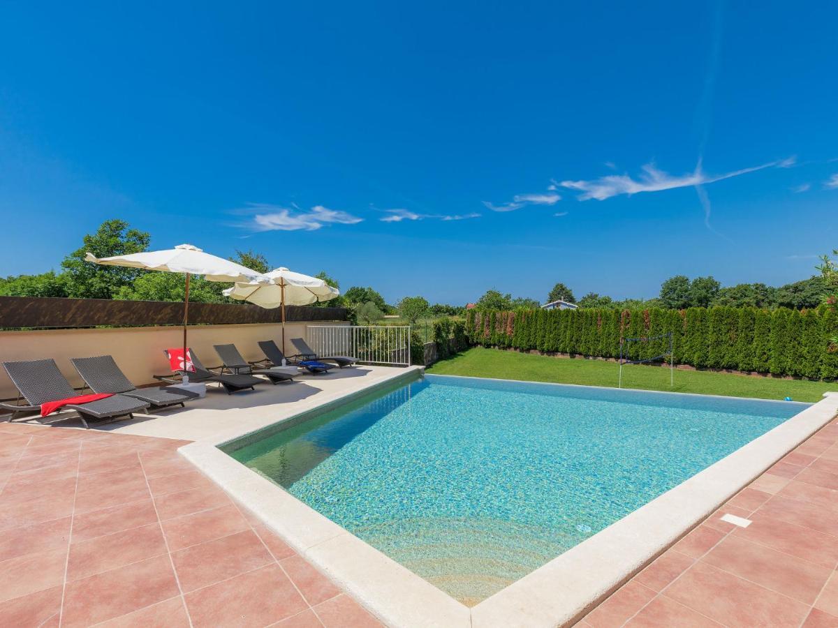 Holiday Home Andrea - Pul463 By Interhome Šišan エクステリア 写真